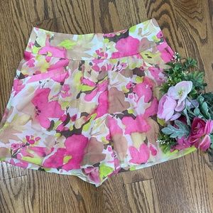 Shorts Multi Color Floral Print